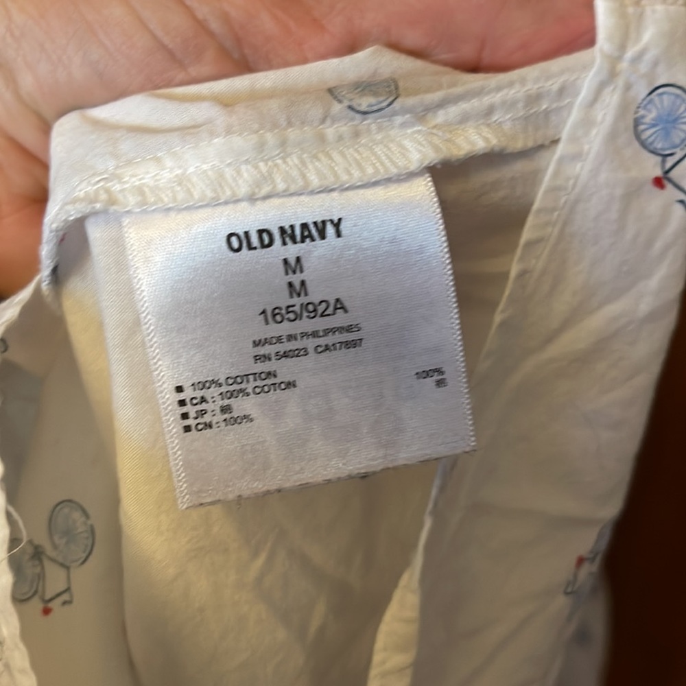 Old Navy vintage white bicycle print shirt blouse - Picture 8 of 8